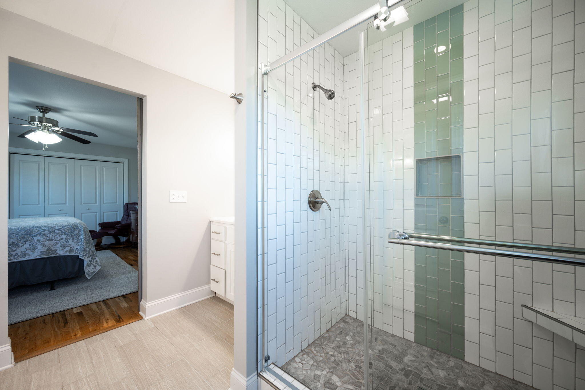 6909 Sims Road Harrison, TN 37341 - Photo 44 of 96 Primary Suite