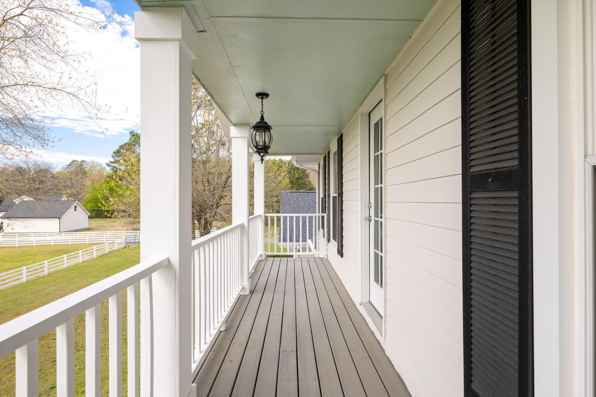 6909 Sims Road Harrison, TN 37341 - Photo 56 of 96 Porch - Upper Level