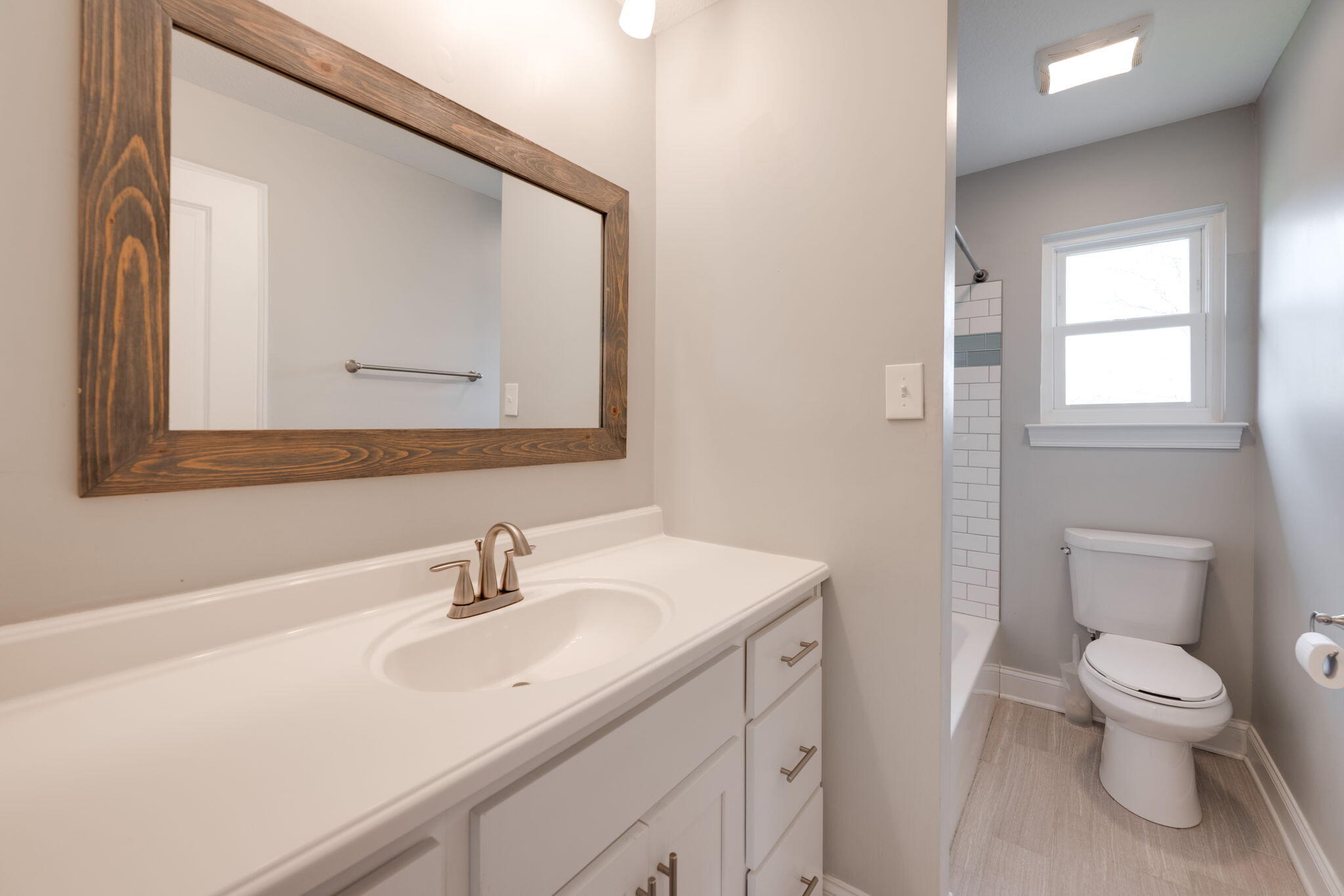 6909 Sims Road Harrison, TN 37341 - Photo 62 of 96 Full Bath - Upstairs