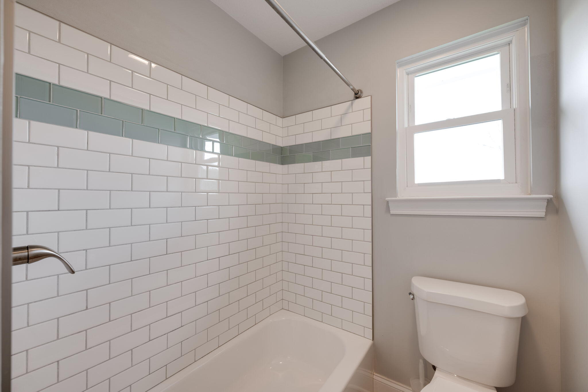 6909 Sims Road Harrison, TN 37341 - Photo 63 of 96 Full Bath - Upstairs