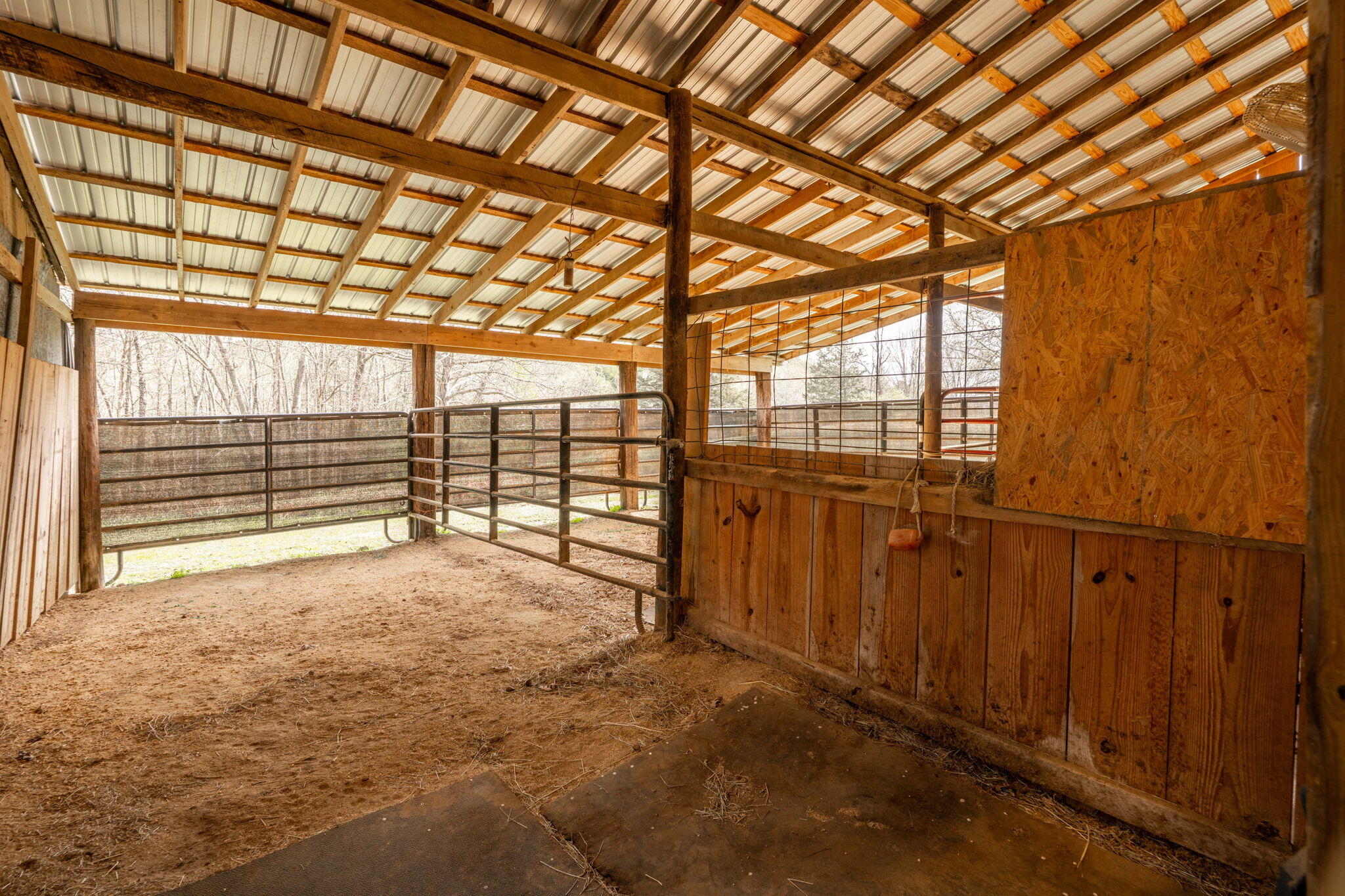 6909 Sims Road Harrison, TN 37341 - Photo 72 of 96 Storage