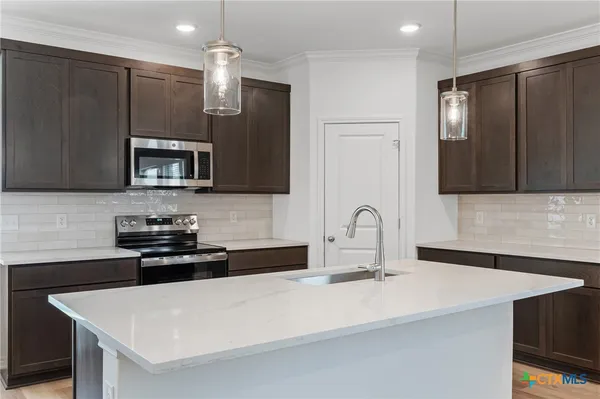 $332,000 | 7209 Touchstone Drive, Temple, TX 76502