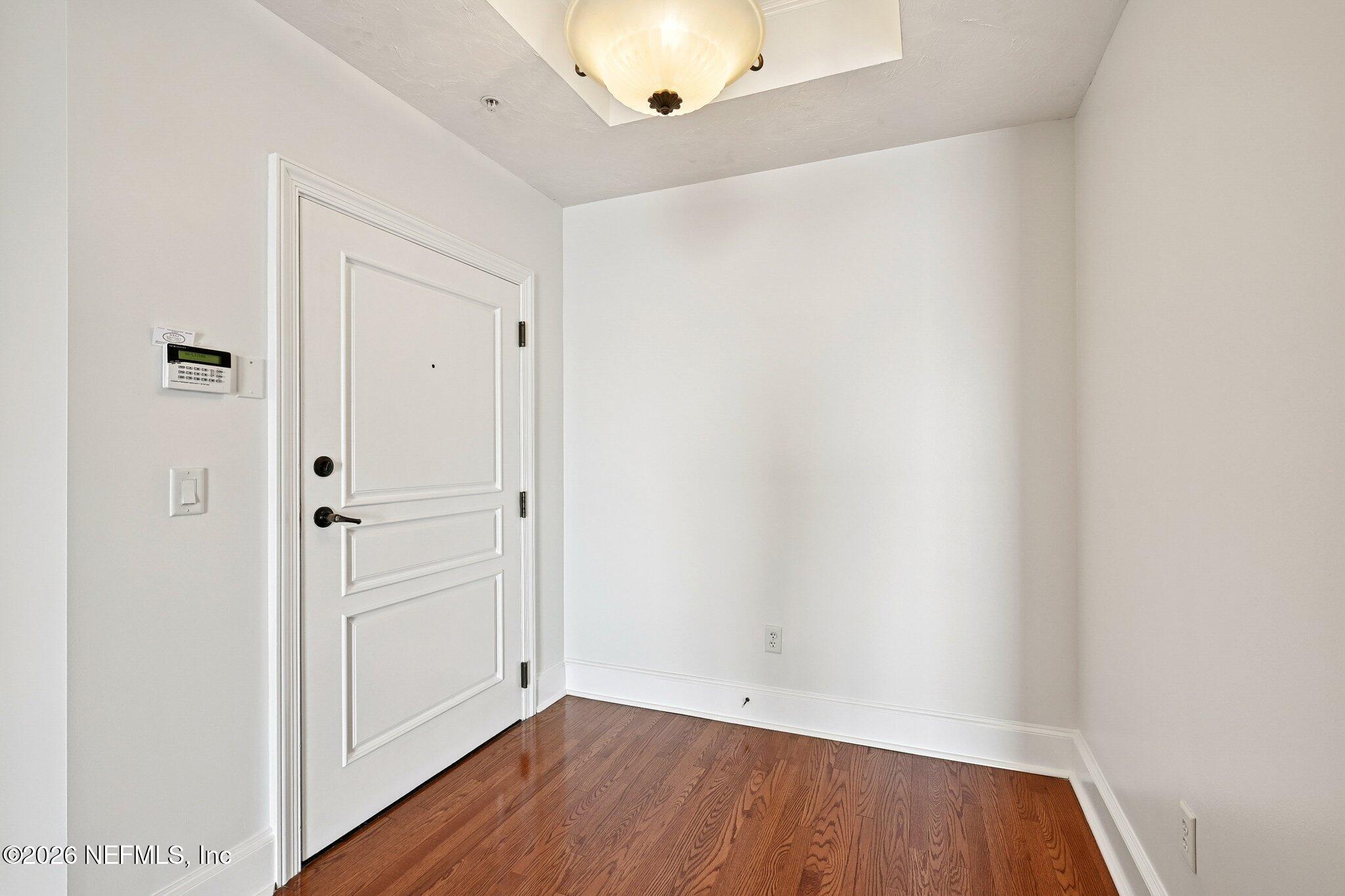 2358 Riverside Avenue, Unit 405 Jacksonville, FL 32204 - Photo 18 of 118 6-web-or-mls-- 2358 Riverside Ave-L1605-