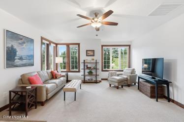 4583 Greenchain Loop, Unit 9 Coeur D'Alene, ID 83814 - Photo 5 of 30 LIVING ROOM