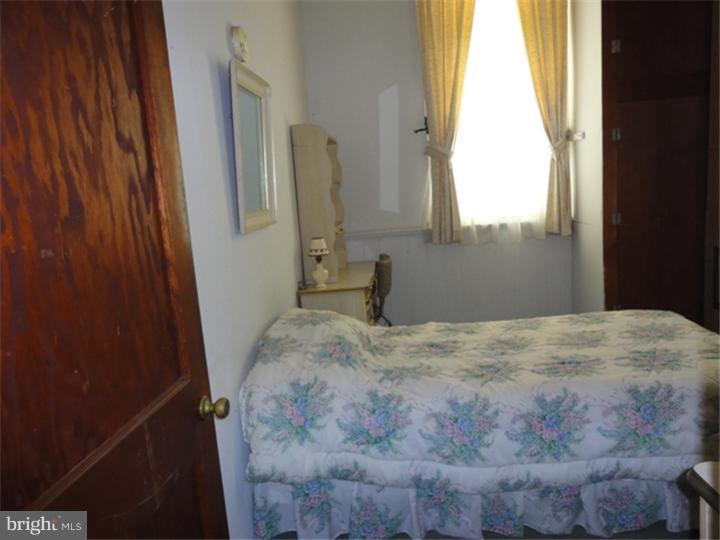 1213 Old York Road Burlington, NJ 08016 - Photo 6 of 8 Bedroom