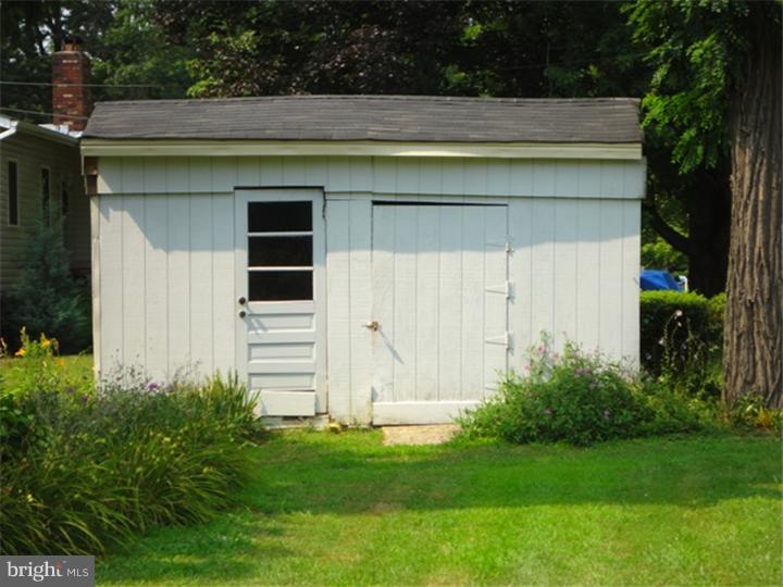 1213 Old York Road Burlington, NJ 08016 - Photo 8 of 8 Gallery Image 8