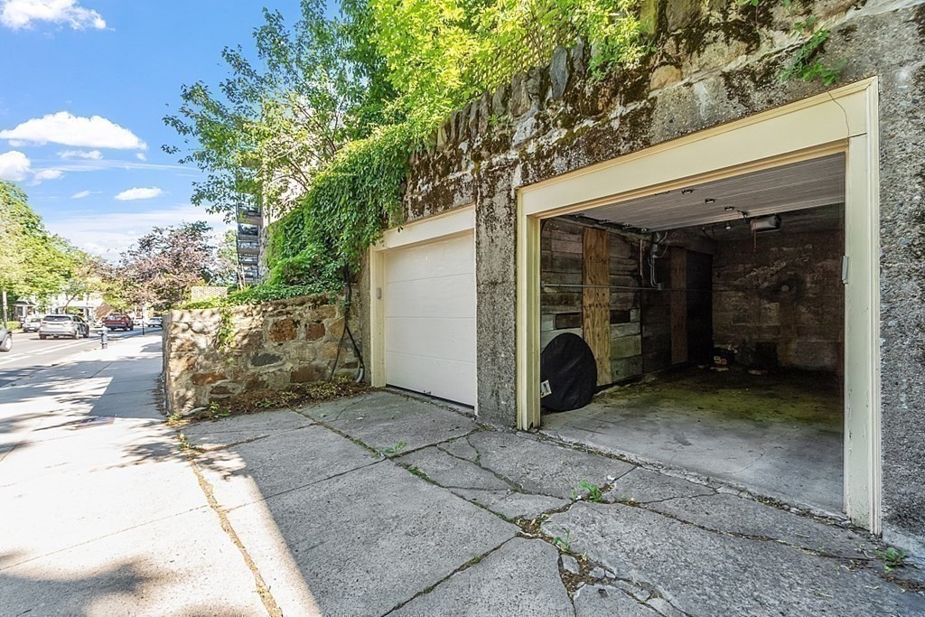 2 Gardner Road, Unit 3 Brookline, MA 02445 - Photo 27 of 32