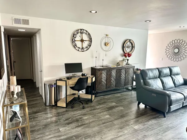 $599,000 | 9829 Caspi Gardens Drive, Unit 8, Santee, CA 92071