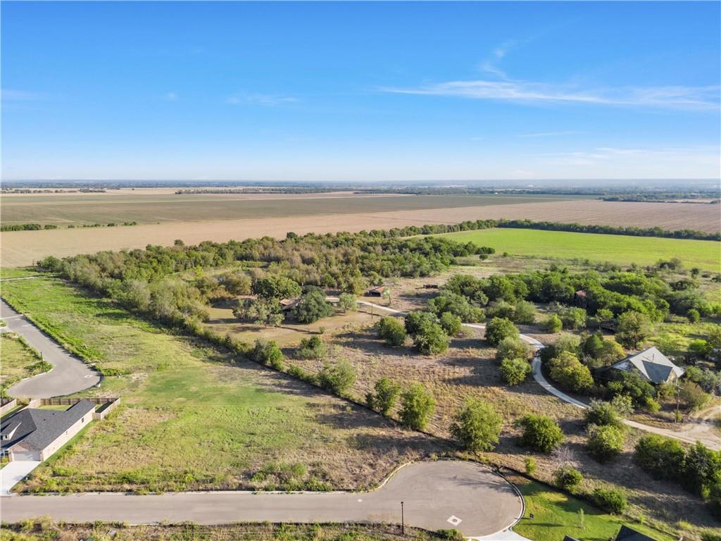 9801 Bridlewood Lane Waco, TX 76708 - Photo 4 of 10 a view of city and ocean