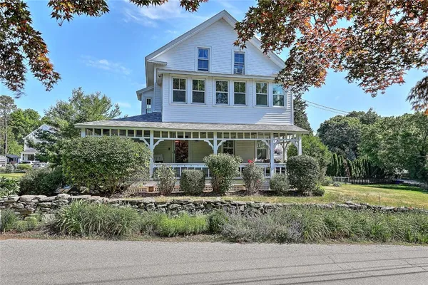 $995,000 | 26 Maple Road, Warren, RI 02885