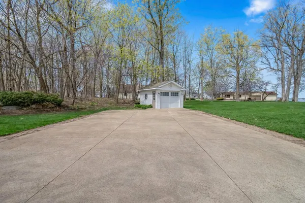 $1,699,000 | 14152 Iyopawa Island Road, Coldwater, MI 49036