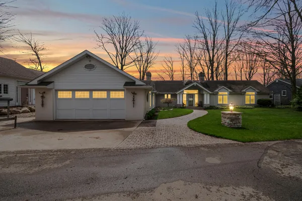 $1,699,000 | 14152 Iyopawa Island Road, Coldwater, MI 49036