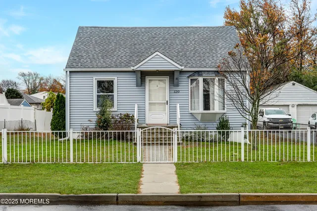 $455,000 | 120 Victoria Place, Union Beach, NJ 07735