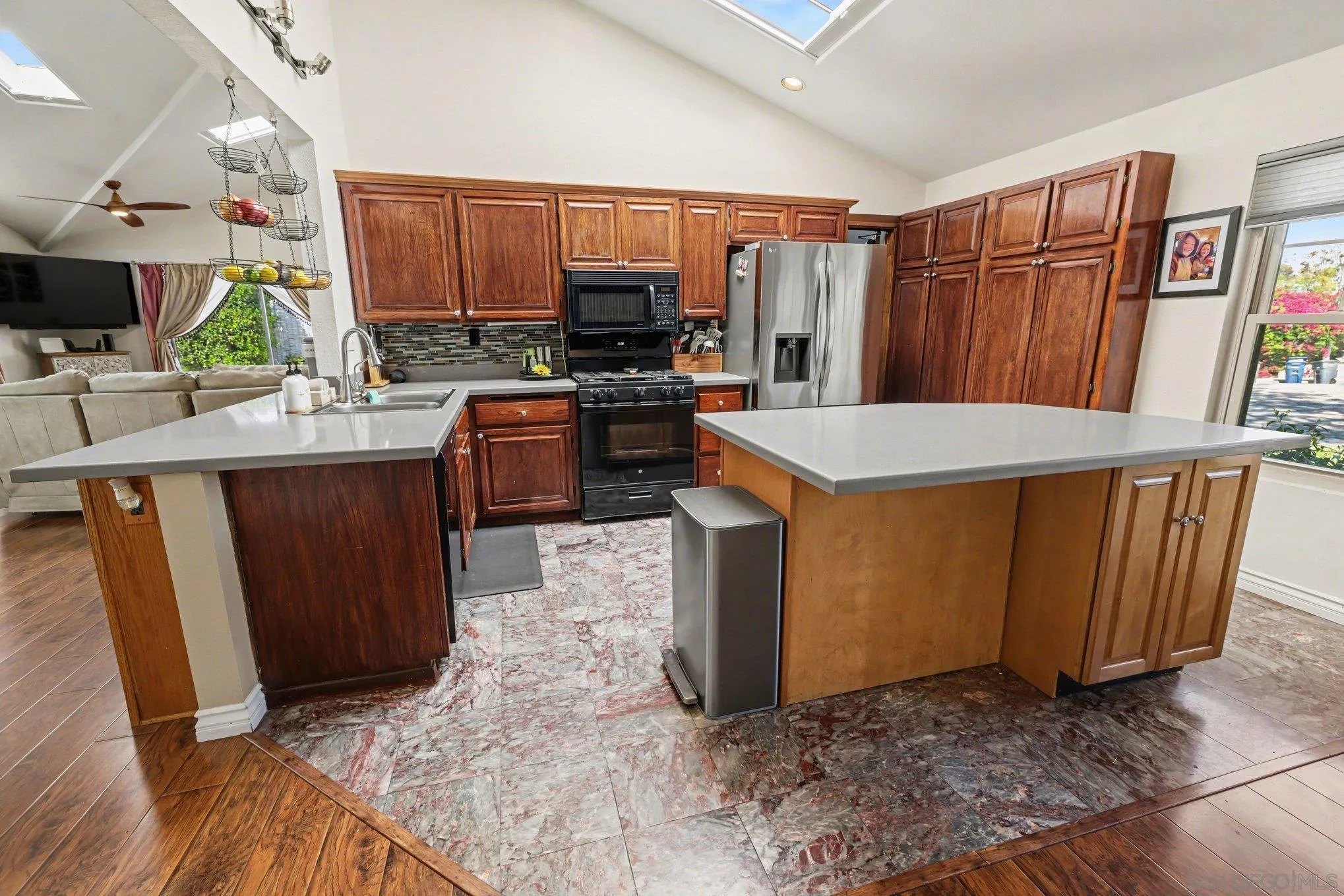9939 Crestlane Court Spring Valley, CA 91977 - Photo 14 of 35