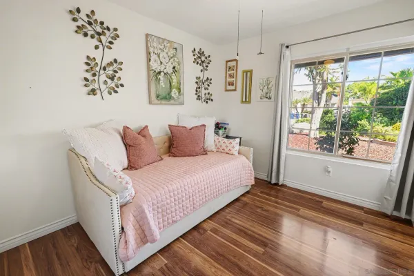 $969,000 | 9939 Crestlane Court, Spring Valley, CA 91977