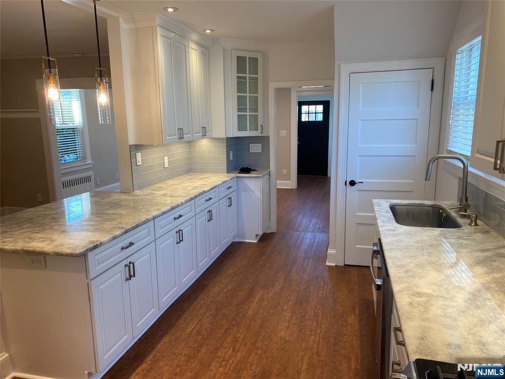 971 Virgil Avenue Ridgefield, NJ 07657 - Photo 8 of 25