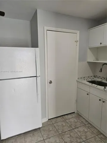 $1,300 | 5849 Wiley Street, Unit 2, Hollywood, FL 33023