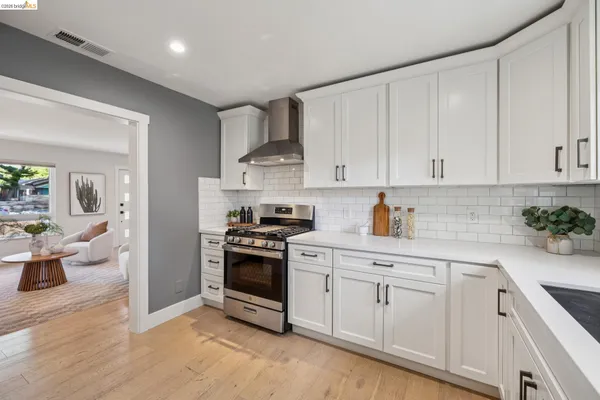 $859,000 | 1020 Channing Way, Berkeley, CA 94710