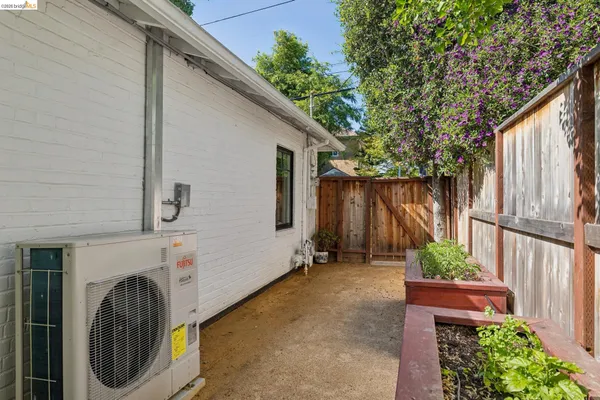 $859,000 | 1020 Channing Way, Berkeley, CA 94710