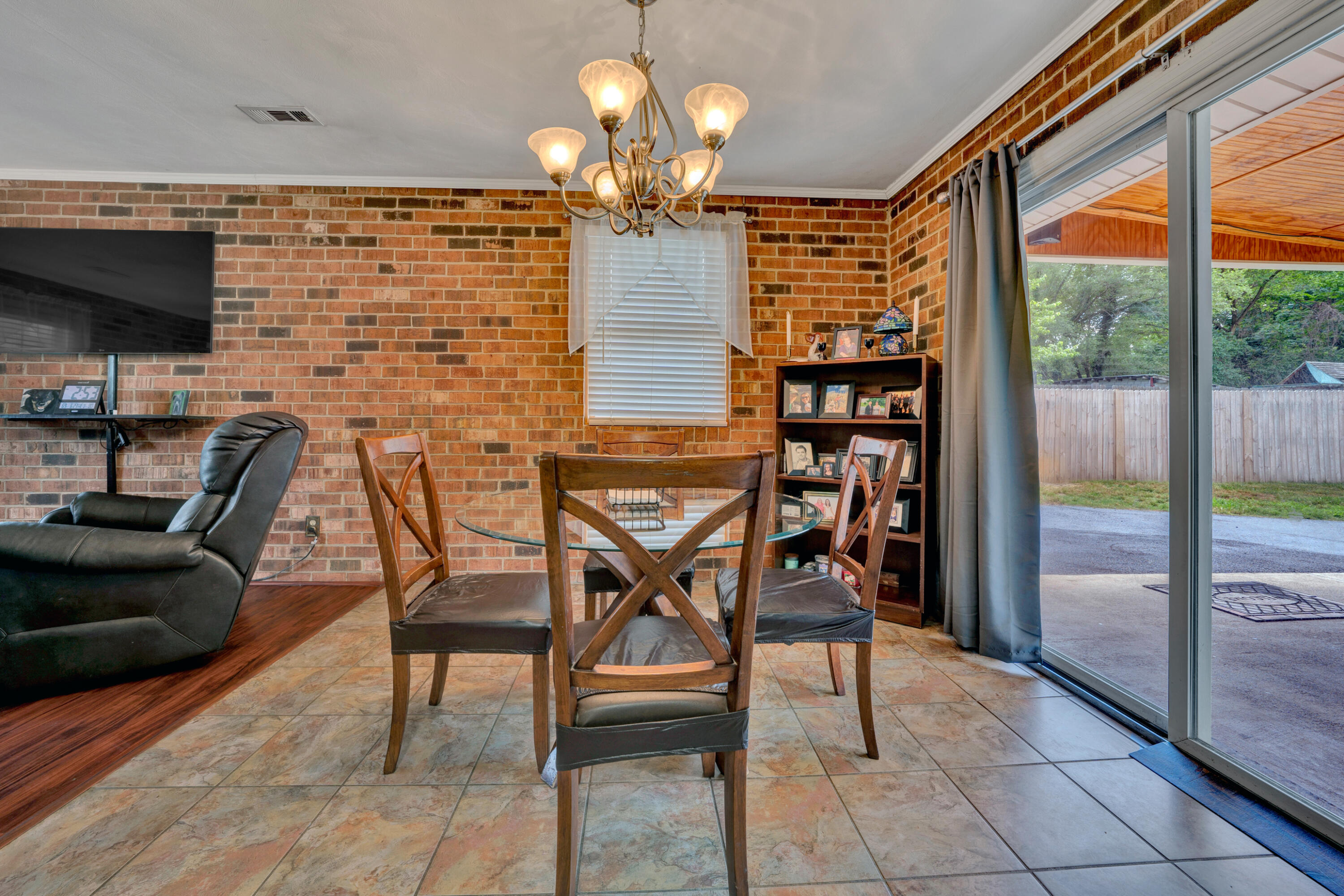 533 Kessler Mill Road Salem, VA 24153 - Photo 9 of 25 09