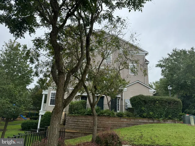 $284,900 | 14523 Hampshire Hall Court, Unit G1112, Upper Marlboro, MD 20772