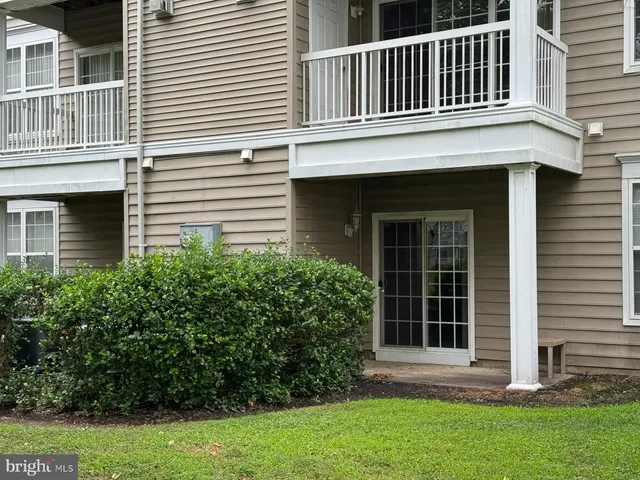 $284,900 | 14523 Hampshire Hall Court, Unit G1112, Upper Marlboro, MD 20772