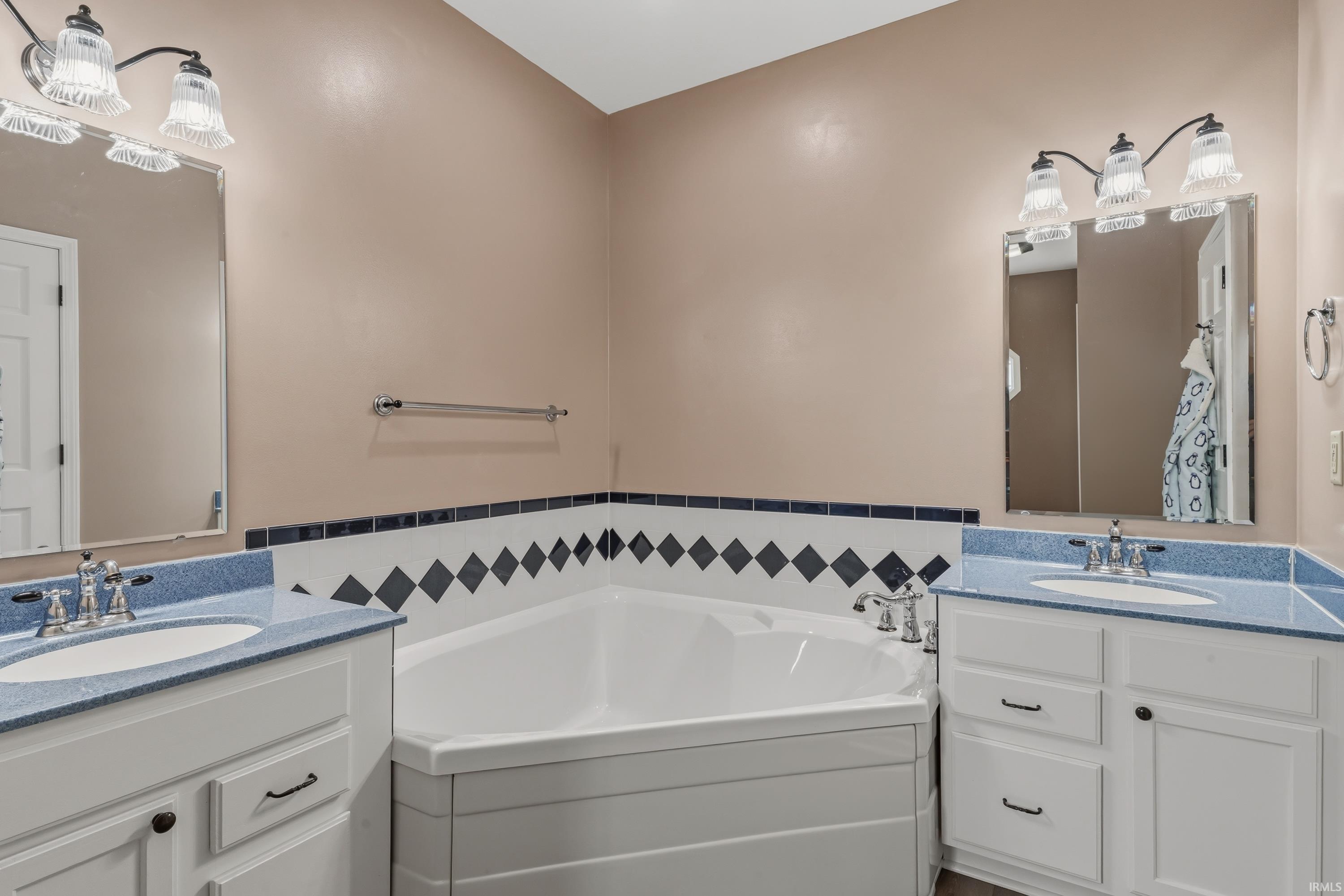 11517 Dennis Road Roanoke, IN 46783 - Photo 26 of 45 Gallery Image 26