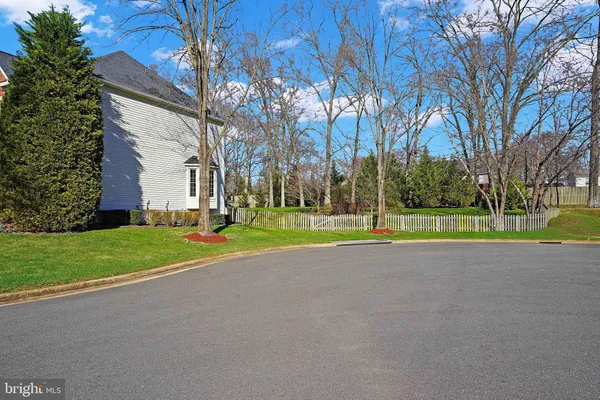 $1,450,000 | 7366 Hunters Oak Court, Springfield, VA 22150