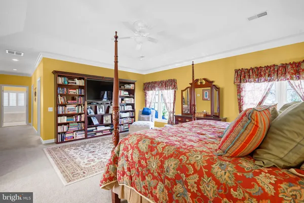 $1,450,000 | 7366 Hunters Oak Court, Springfield, VA 22150