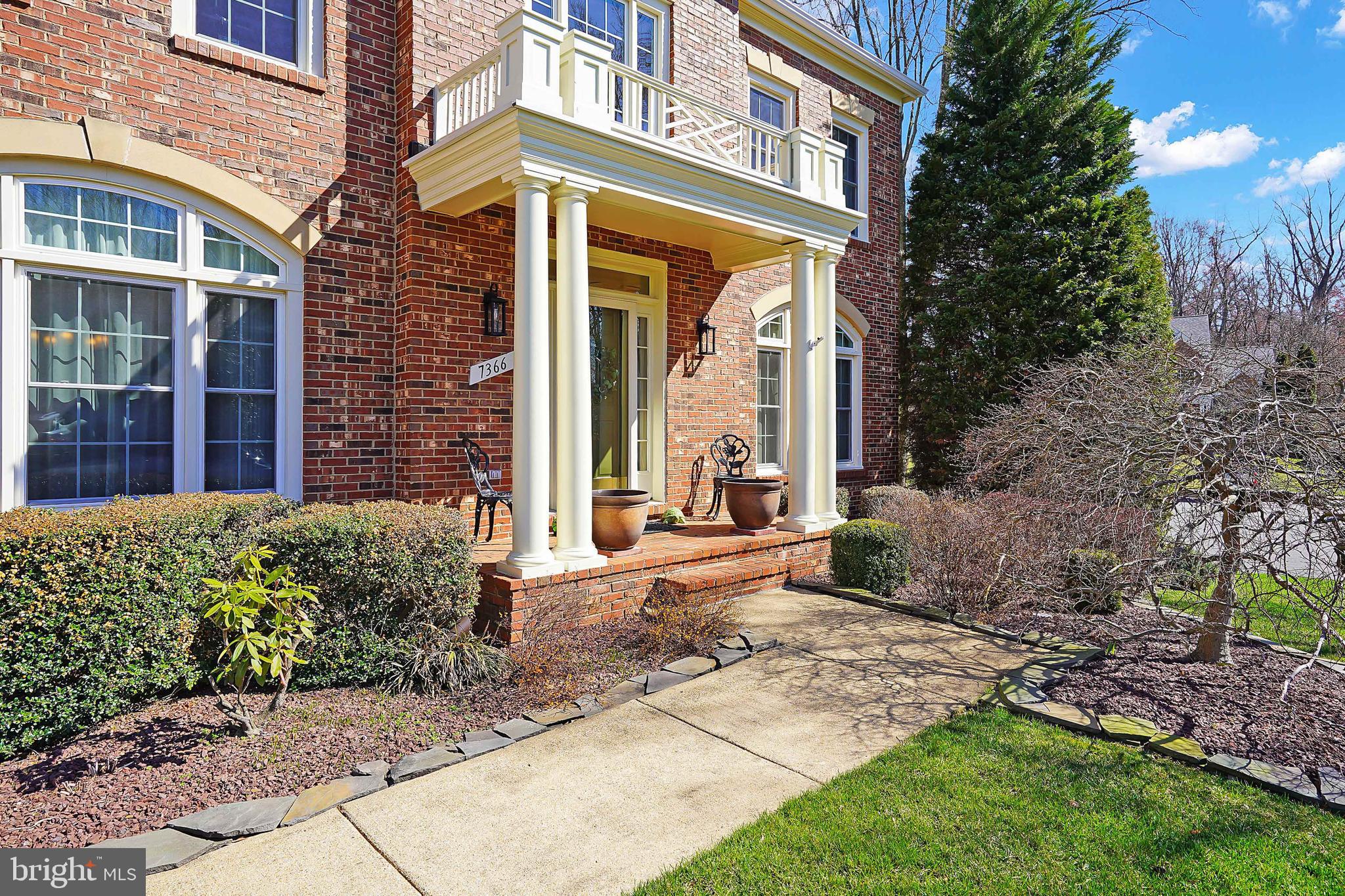 7366 Hunters Oak Court Springfield, VA 22150 - Photo 5 of 68