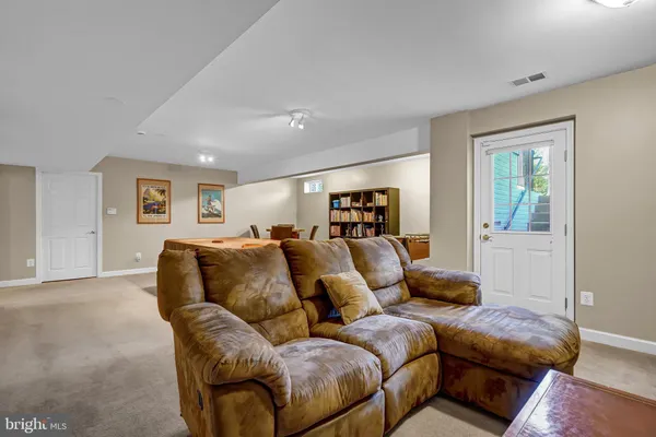 $1,450,000 | 7366 Hunters Oak Court, Springfield, VA 22150