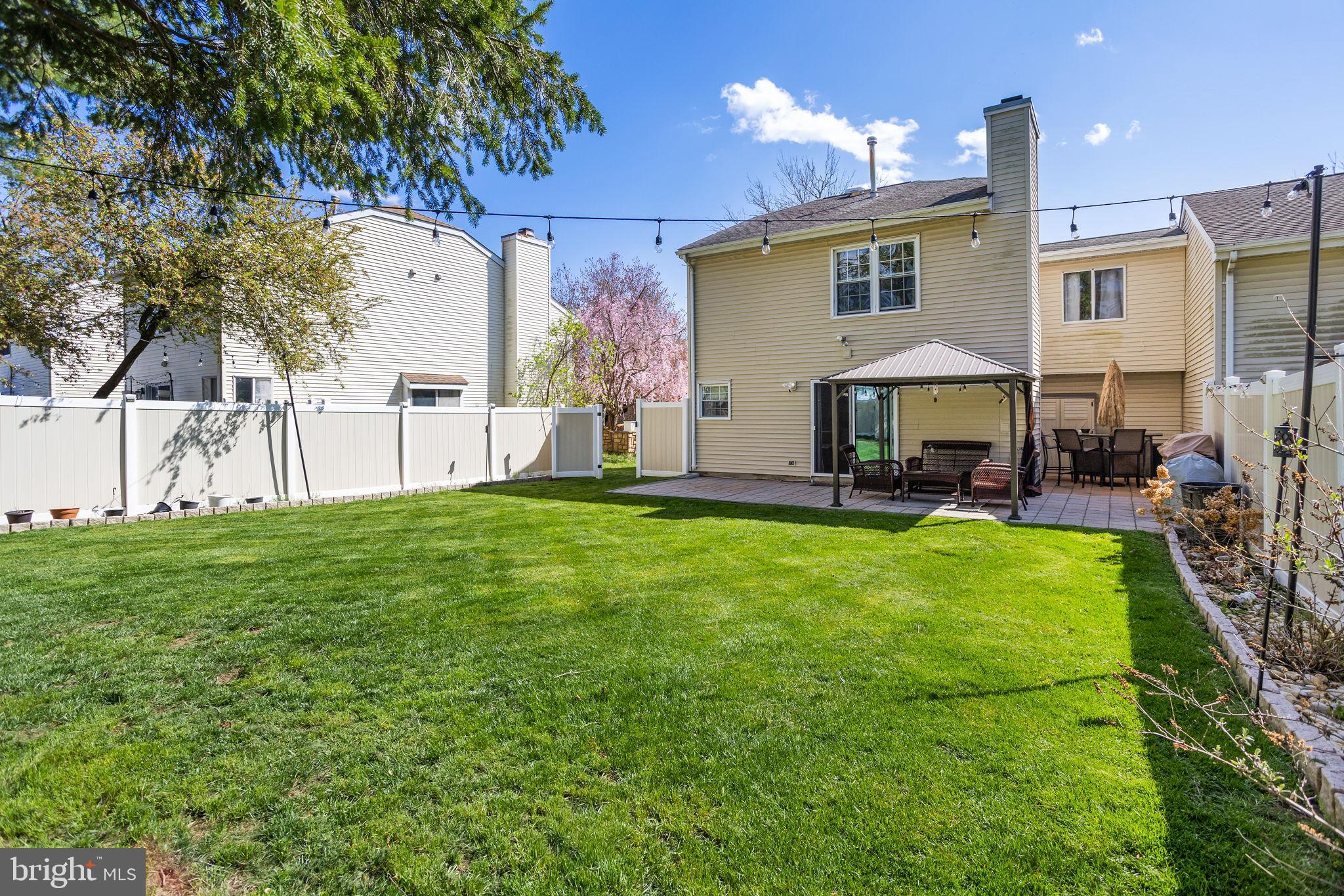 18 Geraldine Road East Windsor, NJ 08520 - Photo 30 of 42 a front view of a house with garden