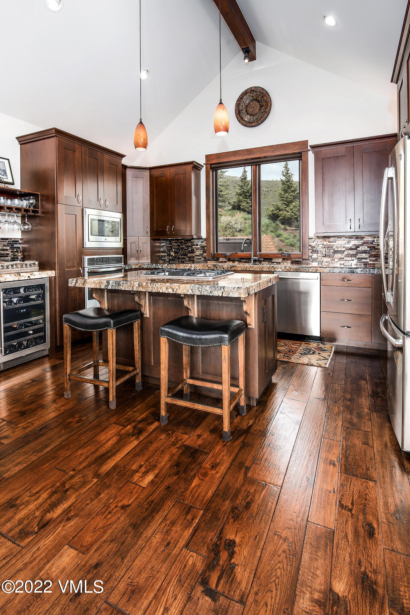 4730 Wildridge Road, Unit B Avon, CO 81620 - Photo 5 of 29 5_4730_e_wildridge_kitchen