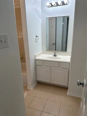 $2,400 | 11347 Sandstone Canyon Drive, Humble, TX 77396