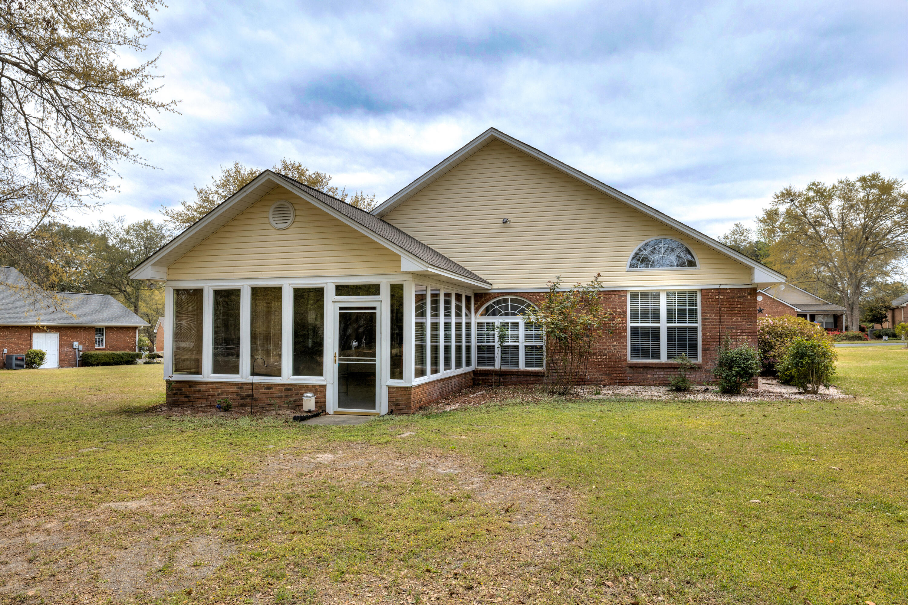 105 Oakview Circle Manning, SC 29102 - Photo 28 of 57