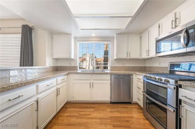 $1,700 | 1851 Hillpointe Road, Unit 1522, Henderson, NV 89074