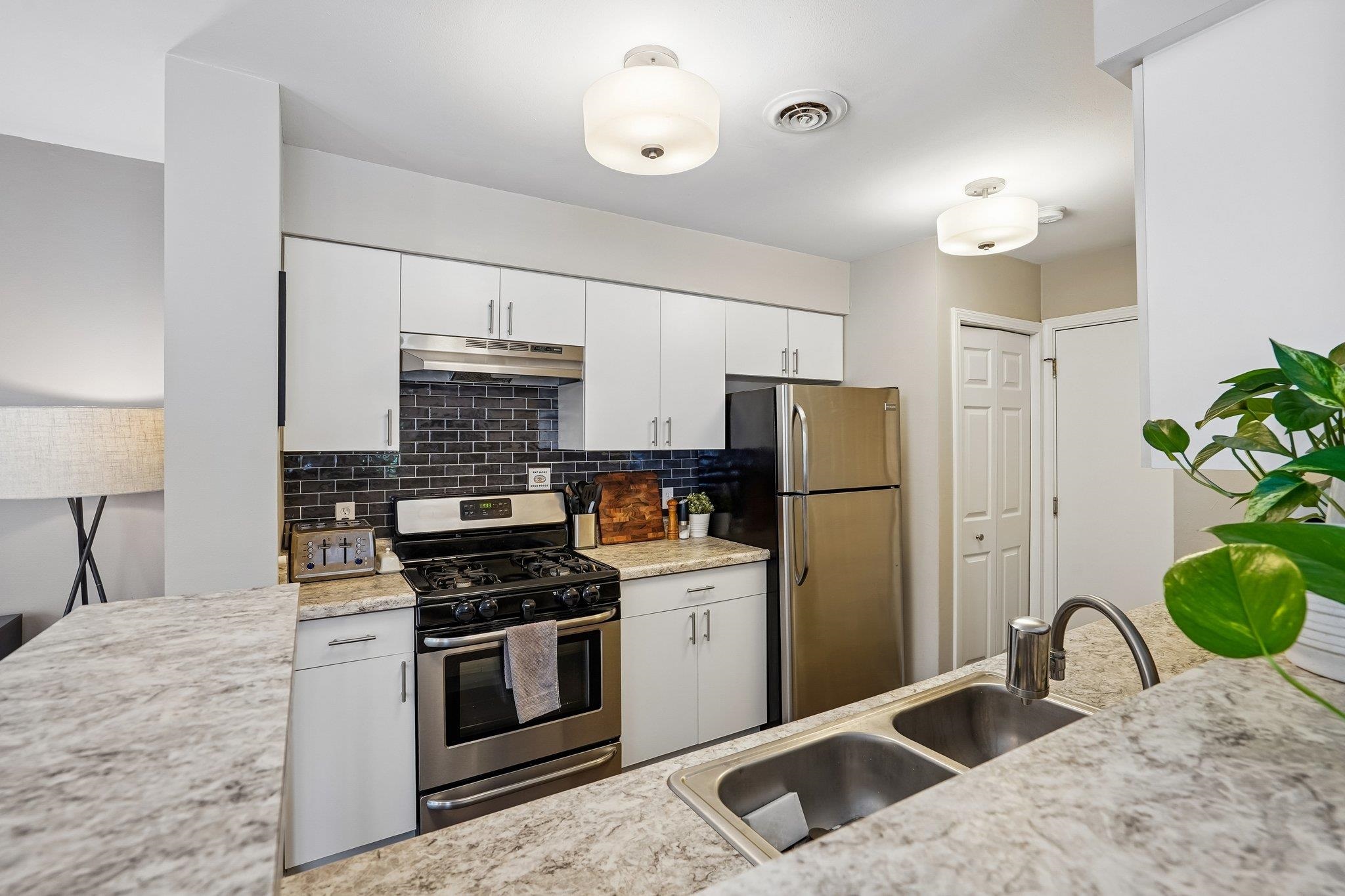 2941 Holborn Circle Madison, WI 53718 - Photo 15 of 37