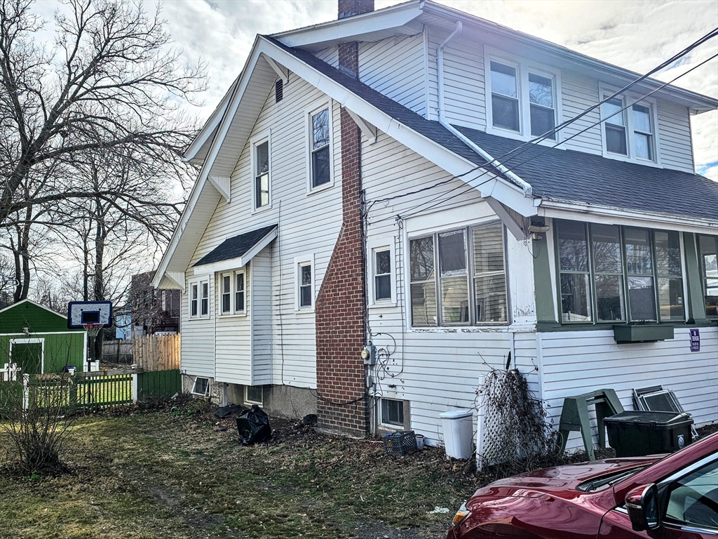 9 Palmer Road Framingham, MA 01702 - Photo 12 of 14