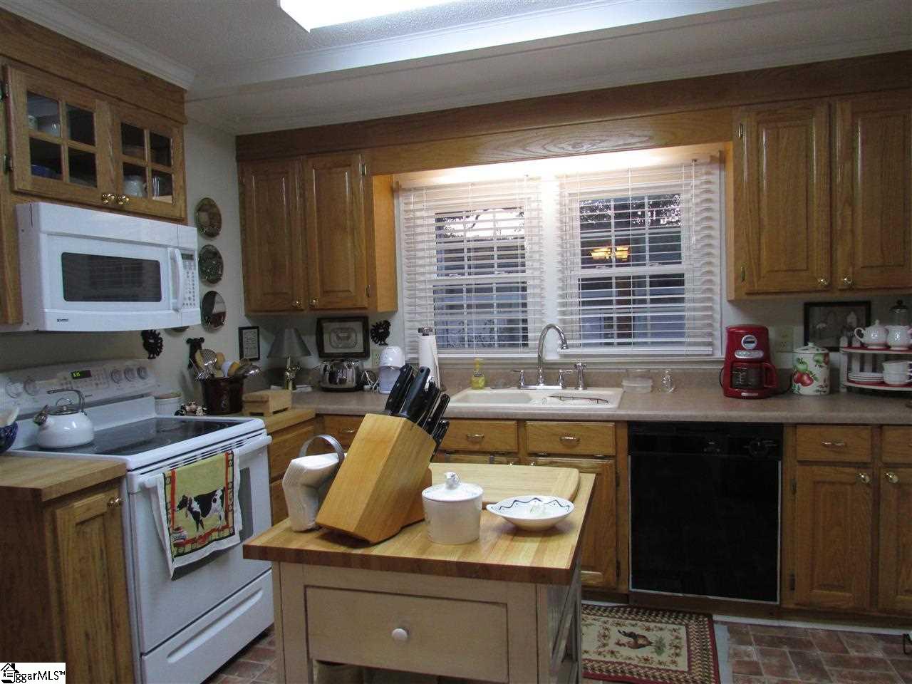 441 Hagood Mill Road Pickens, SC 29671 - Photo 8 of 29 Gallery Image 8