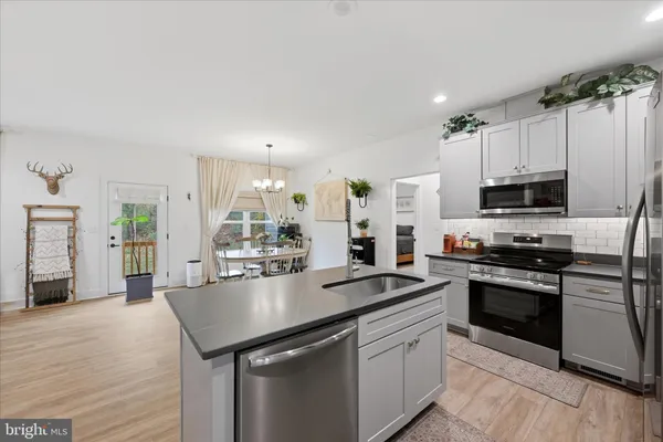 $495,000 | 114 Masters Drive, Cross Junction, VA 22625