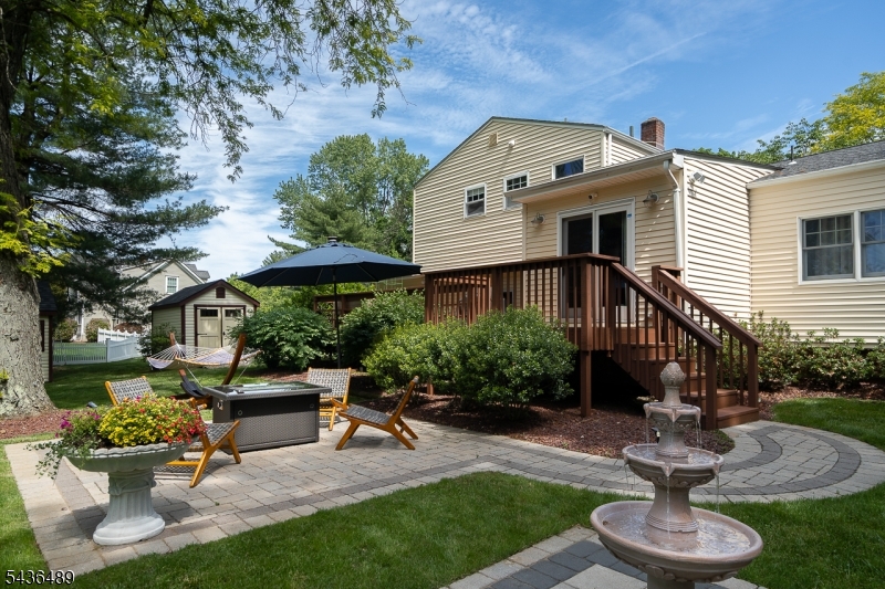 9 Lexington Road Bernards, NJ 07920 - Photo 3 of 50