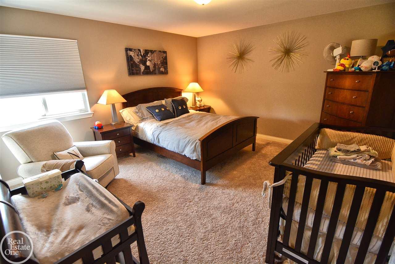 56230 Hidden Creek Road Utica, MI 48316 - Photo 31 of 35 31326590-30.JPG