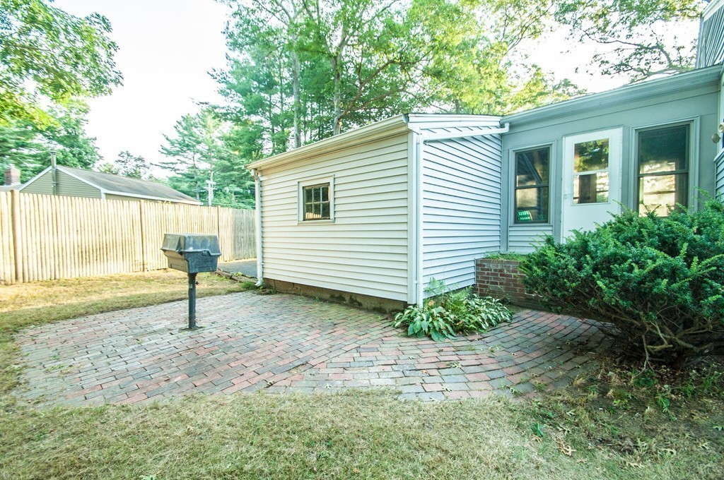72 Bayberry Road Hanson, MA 02341 - Photo 16 of 22 Gallery Image 16