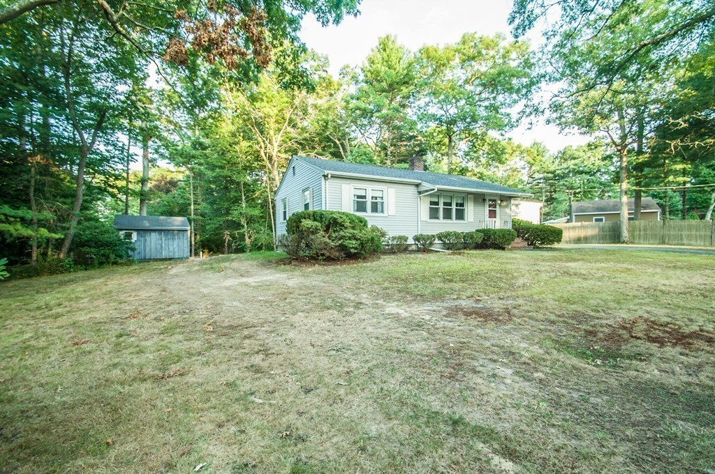 72 Bayberry Road Hanson, MA 02341 - Photo 18 of 22 Gallery Image 18