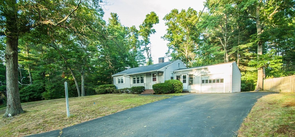 72 Bayberry Road Hanson, MA 02341 - Photo 2 of 22 Gallery Image 2