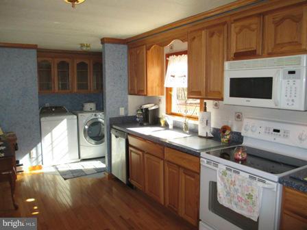19 Fort Hoyle Road Joppa, MD 21085 - Photo 5 of 30 updated kitchen