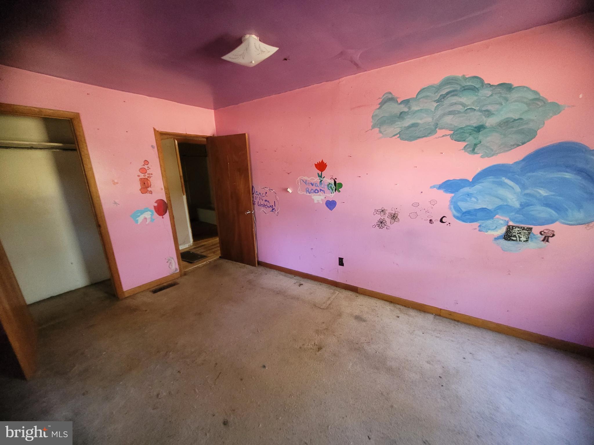 12700 Hockman Road Southeast Cumberland, MD 21502 - Photo 23 of 27 a view of an empty room