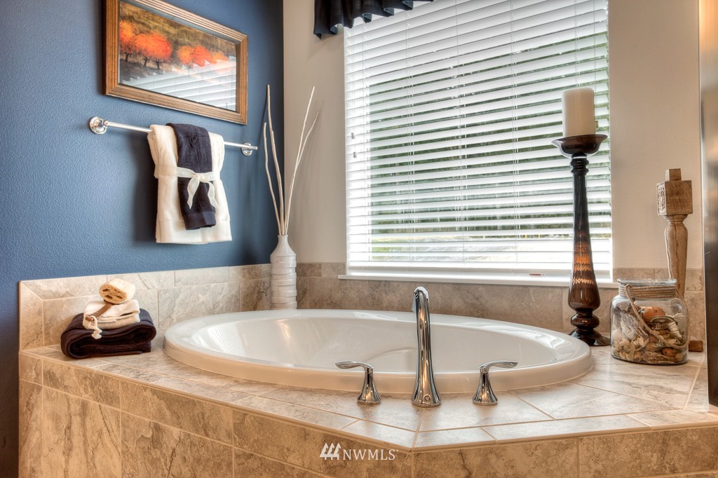 18315 42nd Drive Southeast, Unit 30 Bothell, WA 98012 - Photo 16 of 22 Gallery Image 16