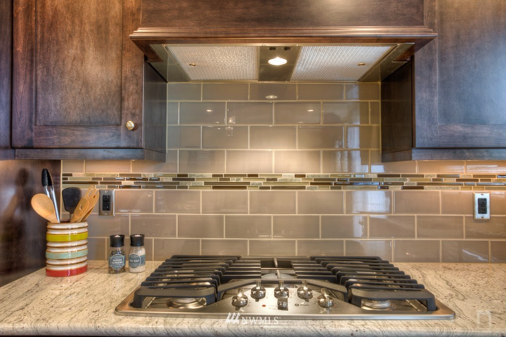 18315 42nd Drive Southeast, Unit 30 Bothell, WA 98012 - Photo 8 of 22 Gallery Image 8