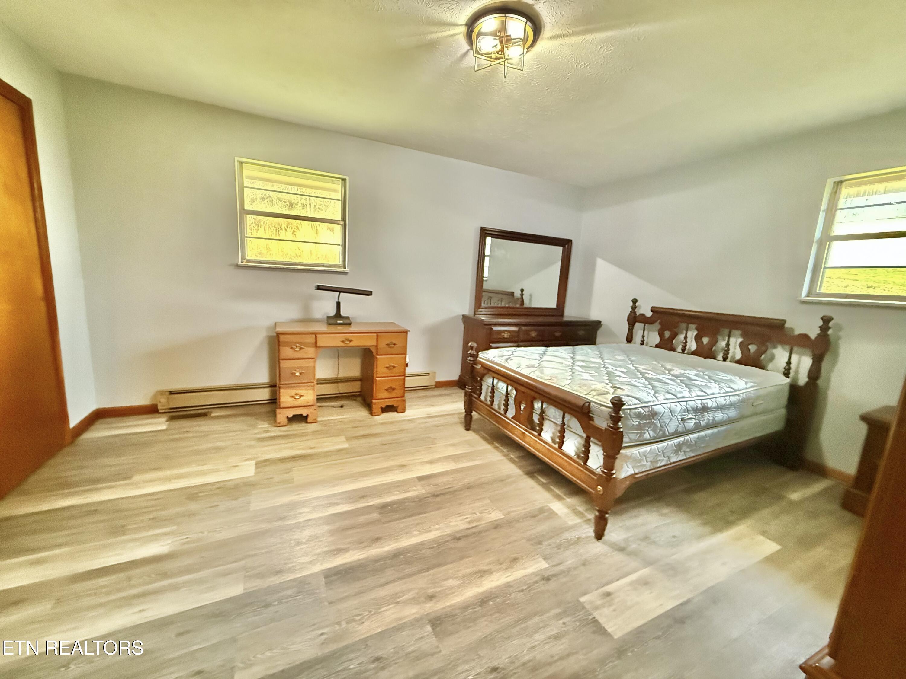 487 Right Poor Valley Road Pennington Gap, VA 24277 - Photo 12 of 19 IMG_3311